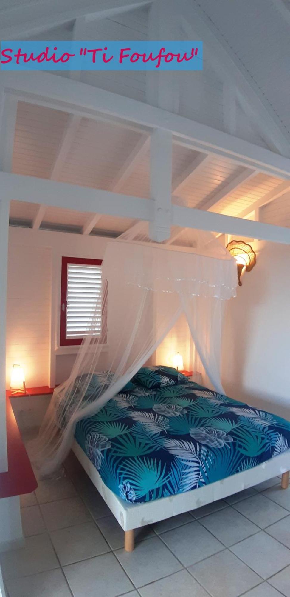 Pipirite Chantant - Maison Creole Vue Mer Sainte-Rose Kültér fotó